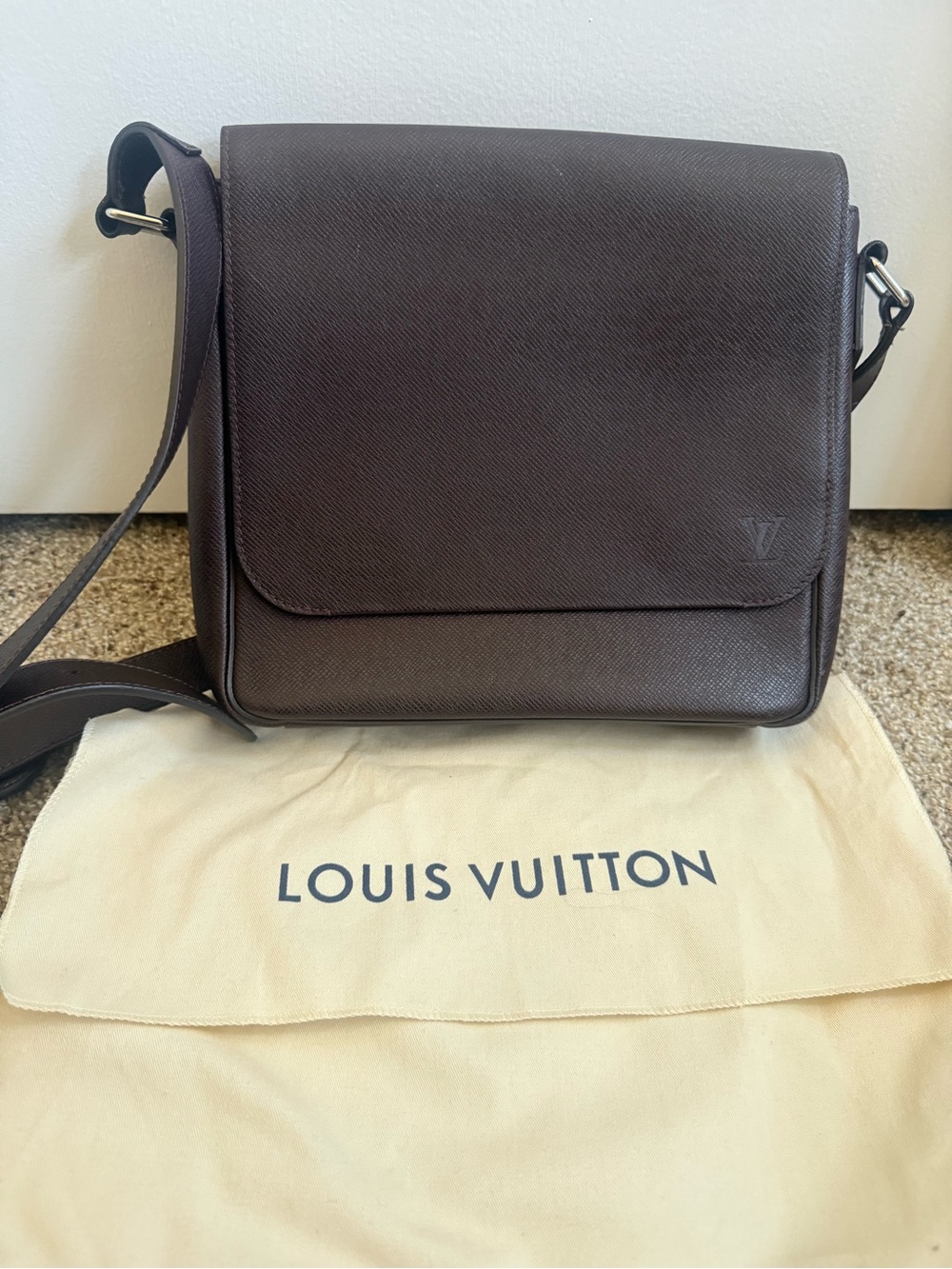 Authentic Louis Vuitton Roman Messenger Bag (PM)